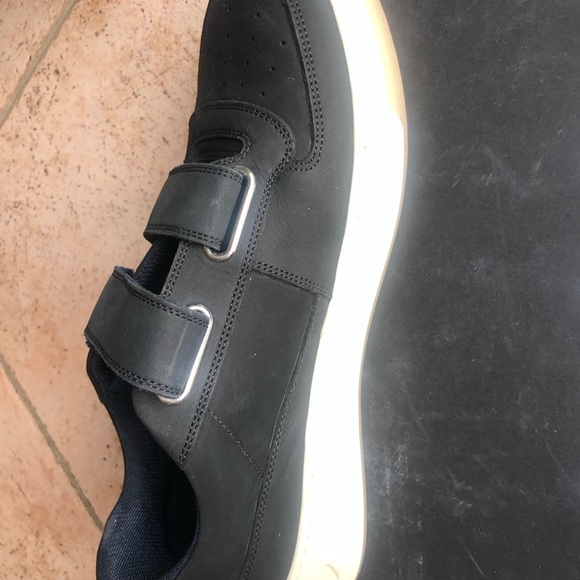 Acne Studios Men Sneakers Shoes - Picture 1 of 6